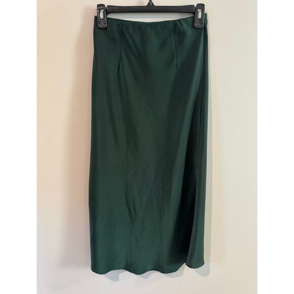 Lucy Paris Emerald Green Satin Midi Skirt Size XS – Sleek Silky Bias Cut Skirt - Picture 1 of 5